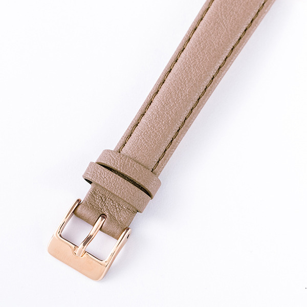 『ヘタリア World☆Stars 』コラボレーション ■南イタリアモデル 腕時計13,800円(税別)（C）日丸屋秀和／集英社