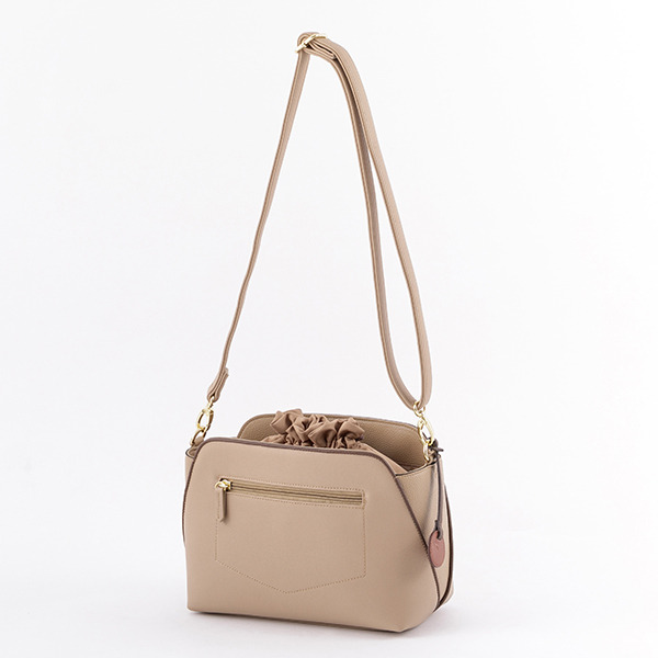 『ヘタリア World☆Stars 』コラボレーション ■南イタリアモデル バッグ11,800円(税別)（C）日丸屋秀和／集英社