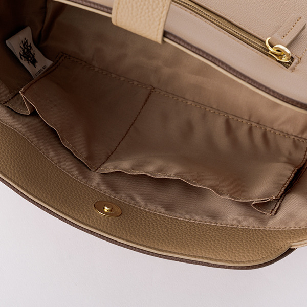 『ヘタリア World☆Stars 』コラボレーション ■南イタリアモデル バッグ11,800円(税別)（C）日丸屋秀和／集英社