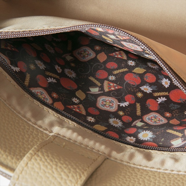 『ヘタリア World☆Stars 』コラボレーション ■南イタリアモデル バッグ11,800円(税別)（C）日丸屋秀和／集英社