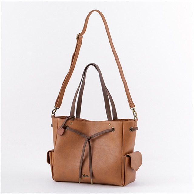 『ヘタリア World☆Stars 』コラボレーション ■スペインモデル バッグ13,800円(税別)（C）日丸屋秀和／集英社