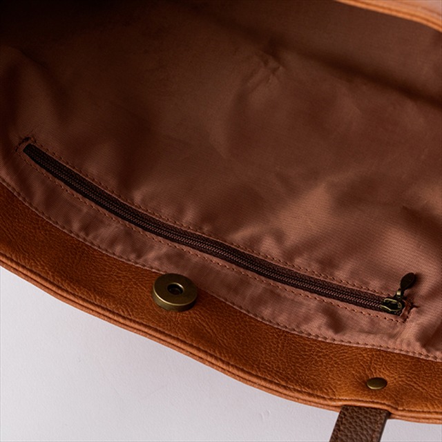 『ヘタリア World☆Stars 』コラボレーション ■スペインモデル バッグ13,800円(税別)（C）日丸屋秀和／集英社