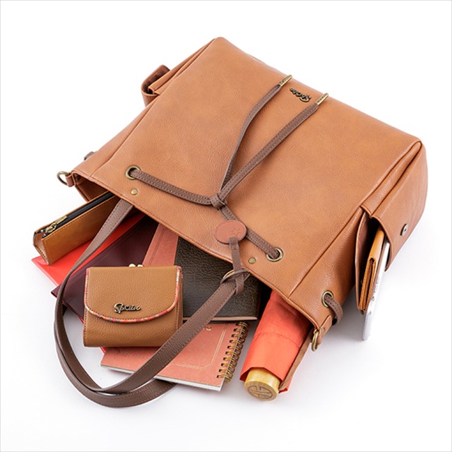 『ヘタリア World☆Stars 』コラボレーション ■スペインモデル バッグ13,800円(税別)（C）日丸屋秀和／集英社