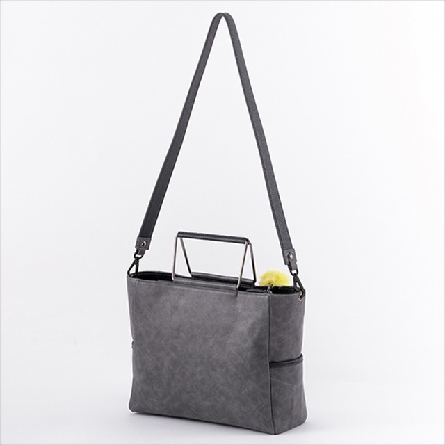 『ヘタリア World☆Stars 』コラボレーション ■プロイセンモデル バッグ13,800円(税別)（C）日丸屋秀和／集英社