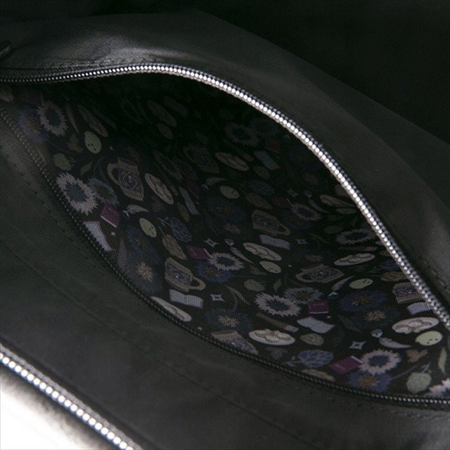 『ヘタリア World☆Stars 』コラボレーション ■プロイセンモデル バッグ13,800円(税別)（C）日丸屋秀和／集英社