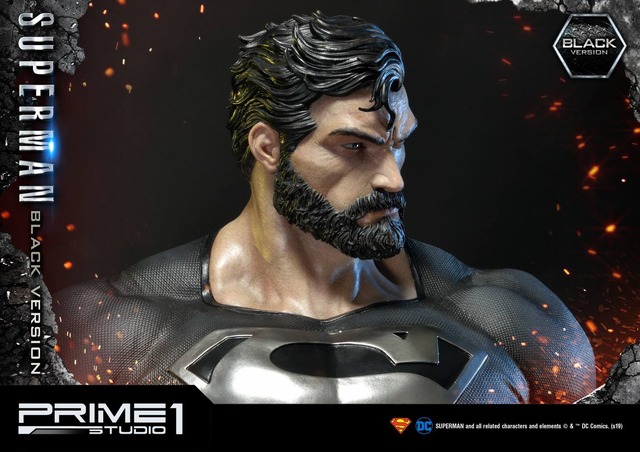 「ミュージアムマスターライン スーパーマン（コミック） スーパーマン　ブラックVer 」110,900円（税別）SUPERMAN and all related characters and elements （C） & TM DC Comics. （s19）
