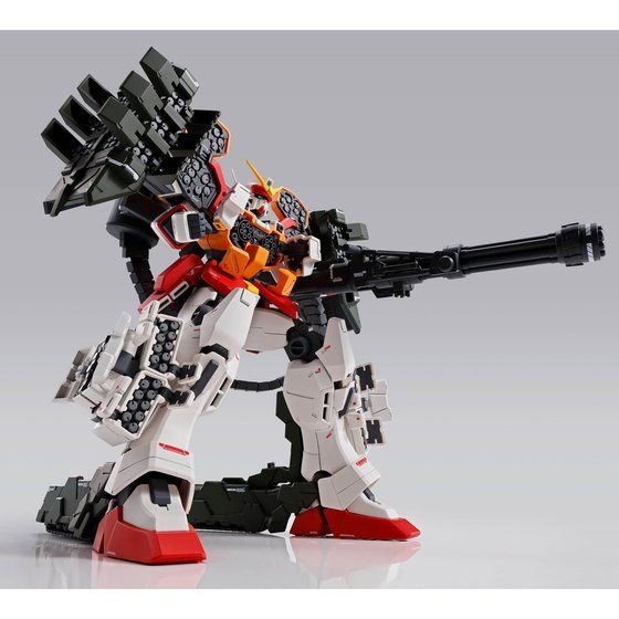 「MG 1/100 ガンダムヘビーアームズ EW（イーゲル装備）」6,050円（税込）（C）創通・サンライズ