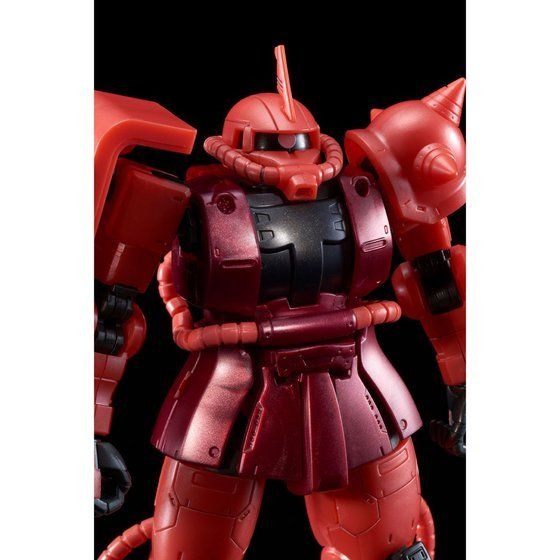 「HG 1/144 ガンダムベース限定 シャア専用ザクII［メタリック］」2,090円（税込）（C）創通・サンライズ