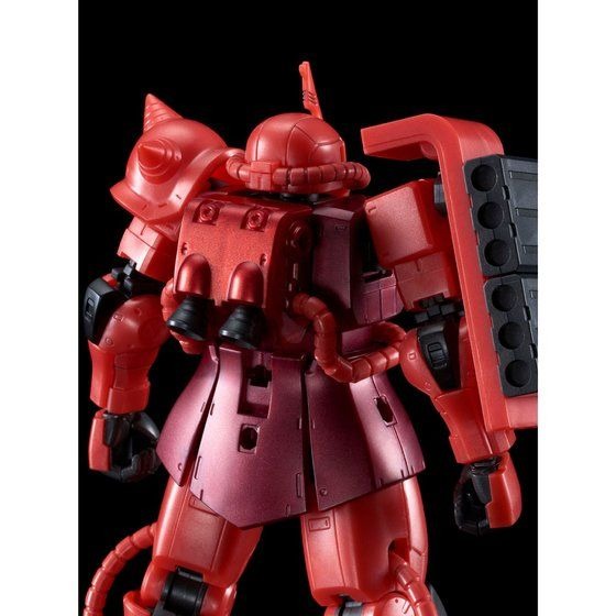 「HG 1/144 ガンダムベース限定 シャア専用ザクII［メタリック］」2,090円（税込）（C）創通・サンライズ