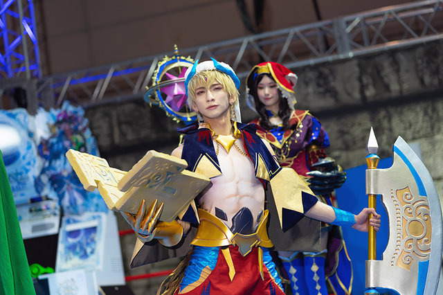 幕張メッセが特異点になる「FGOフェス2019」が開幕！マスターを出迎える公式コスプレイヤーと着ぐるみ速報【写真50枚】