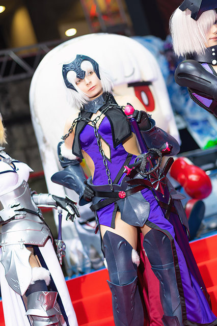 幕張メッセが特異点になる「FGOフェス2019」が開幕！マスターを出迎える公式コスプレイヤーと着ぐるみ速報【写真50枚】