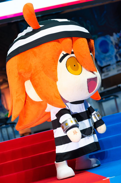 幕張メッセが特異点になる「FGOフェス2019」が開幕！マスターを出迎える公式コスプレイヤーと着ぐるみ速報【写真50枚】