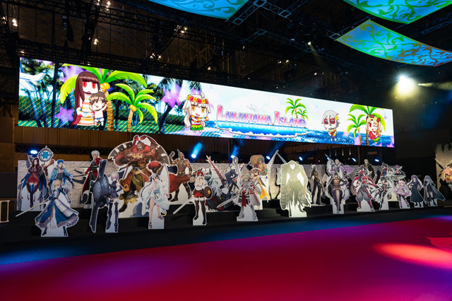 幕張メッセが特異点になる「FGOフェス2019」が開幕！マスターを出迎える公式コスプレイヤーと着ぐるみ速報【写真50枚】
