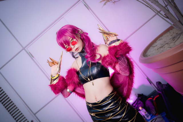 【コスプレ】「コスサミ2019」美女レイヤーが夏衣装で魅惑！ マリオ、レムら人気キャラ勢揃い【写真147枚】