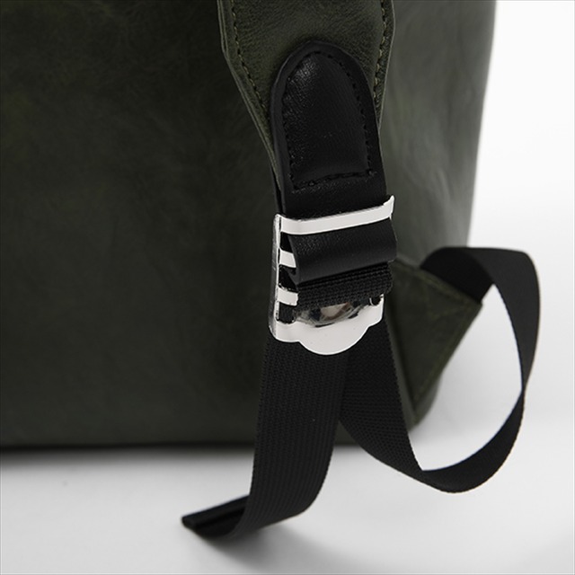 『HUNTER×HUNTER』コラボレーション■ゴン=フリークスモデルバッグ／13,800円（税別）（C）POT（冨樫義博）1998年-2011年（C）VAP・日本テレビ・マッドハウス