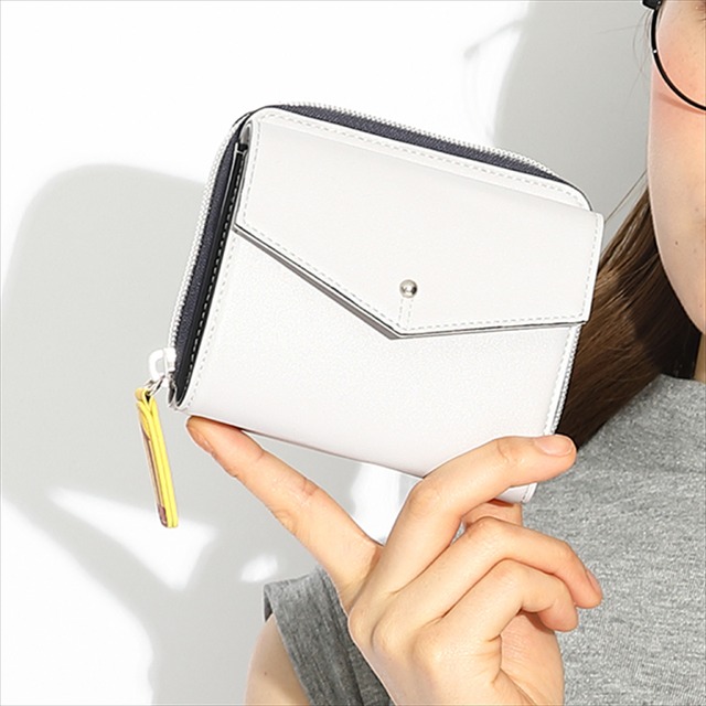 『HUNTER×HUNTER』コラボレーション■キルア=ゾルディックモデル財布9,800円（税別）（C）POT（冨樫義博）1998年-2011年（C）VAP・日本テレビ・マッドハウス