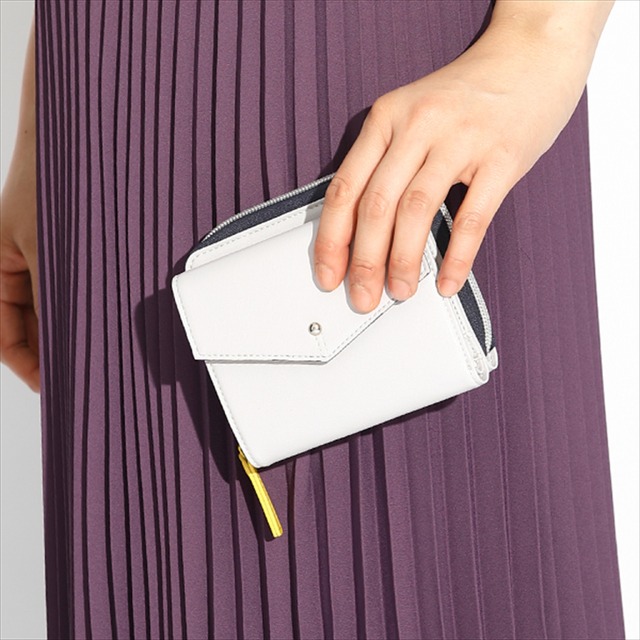 『HUNTER×HUNTER』コラボレーション■キルア=ゾルディックモデル財布9,800円（税別）（C）POT（冨樫義博）1998年-2011年（C）VAP・日本テレビ・マッドハウス