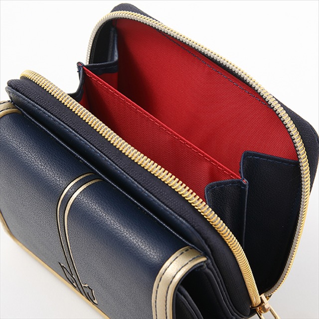 『HUNTER×HUNTER』コラボレーション■クラピカモデル財布9,800円（税別）（C）POT（冨樫義博）1998年-2011年（C）VAP・日本テレビ・マッドハウス