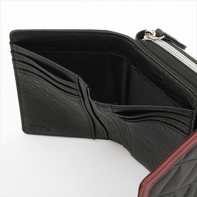 『HUNTER×HUNTER』コラボレーション■レオリオモデル財布9,800円（税別）（C）POT（冨樫義博）1998年-2011年（C）VAP・日本テレビ・マッドハウス