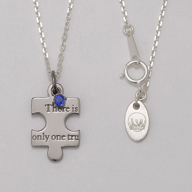 「パズルピースネックレス」安室透 15,000円（税別）（C）青山剛昌／小学館・読売テレビ・TMS 1996