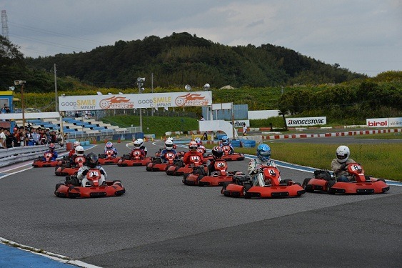 （c）GOODSMILE RACING