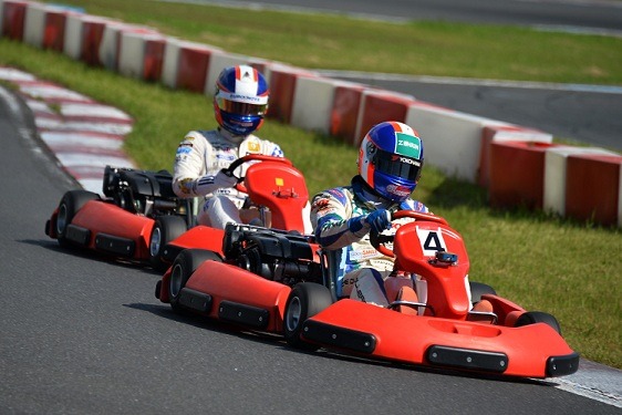 （c）GOODSMILE RACING