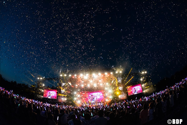 Roselia単独ライブ「Flamme」/「Wasser」Photo：畑 聡、新妻和久（C）BanG Dream! Project （C）Craft Egg Inc. （C）bushiroad All Rights Reserved.