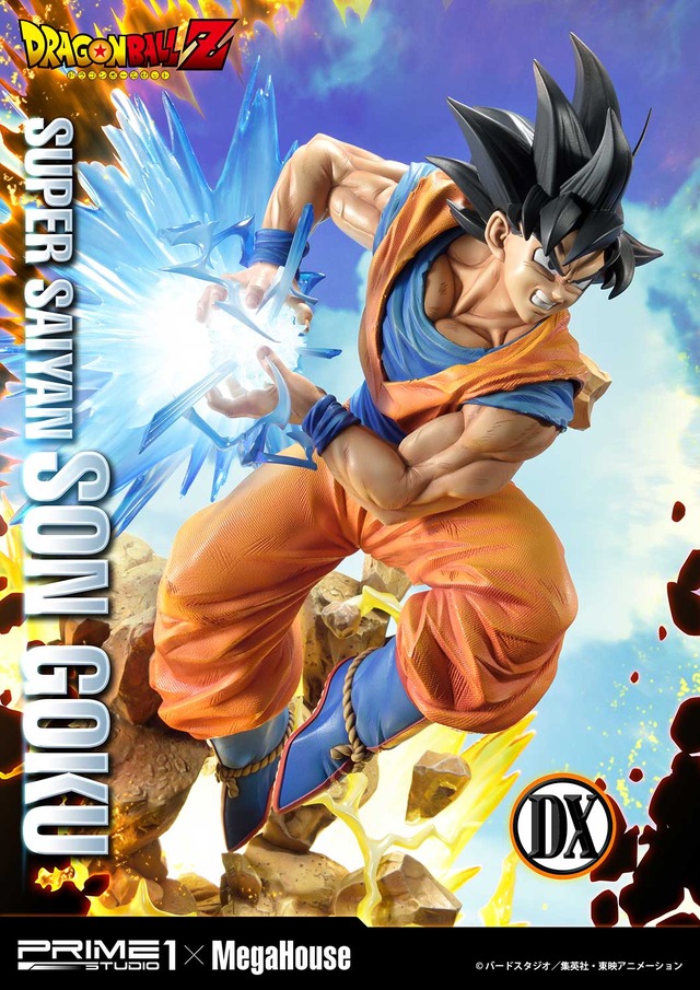 「メガプレミアムマスターライン ドラゴンボールZ 孫悟空（超サイヤ人）」通常版127,000円（税別）DX版155,000円（税別）（C）バードスタジオ／集英社・東映アニメーション（C）バードスタジオ／集英社・東映アニメーション