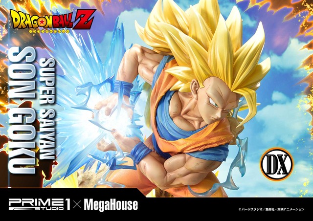 「メガプレミアムマスターライン ドラゴンボールZ 孫悟空（超サイヤ人）」通常版127,000円（税別）DX版155,000円（税別）（C）バードスタジオ／集英社・東映アニメーション（C）バードスタジオ／集英社・東映アニメーション