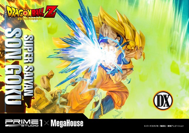「メガプレミアムマスターライン ドラゴンボールZ 孫悟空（超サイヤ人）」通常版127,000円（税別）DX版155,000円（税別）（C）バードスタジオ／集英社・東映アニメーション（C）バードスタジオ／集英社・東映アニメーション