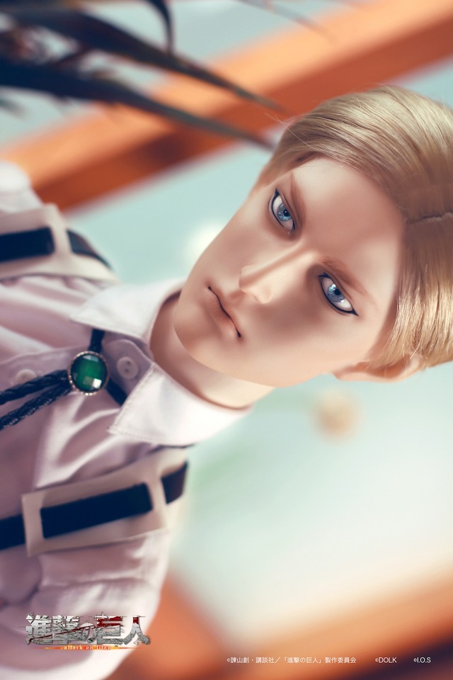 「『進撃の巨人』エルヴィン・スミス キャストドール」167,500円（税抜）（Ｃ）諫山創・講談社／「進撃の巨人」製作委員会