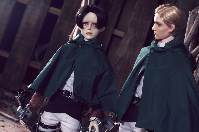 「『進撃の巨人』エルヴィン・スミス キャストドール」167,500円（税抜）（Ｃ）諫山創・講談社／「進撃の巨人」製作委員会