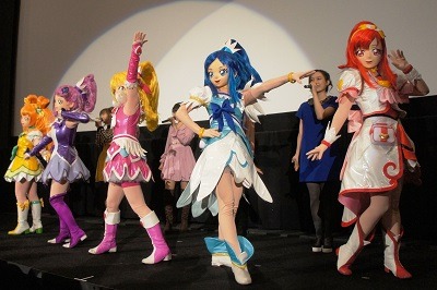 『映画ドキドキ！プリキュア マナ結婚!!?未来につなぐ希望のドレス!』