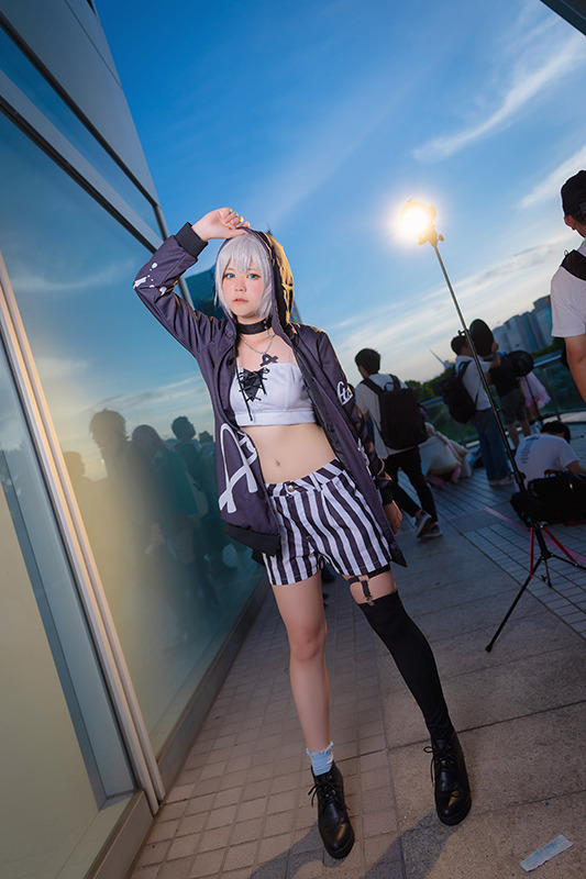 【コスプレ】ラブライブ！、Re:ゼロ、ワンパンマンまで…「となコス」美女レイヤーまとめ（前編）【写真100枚】