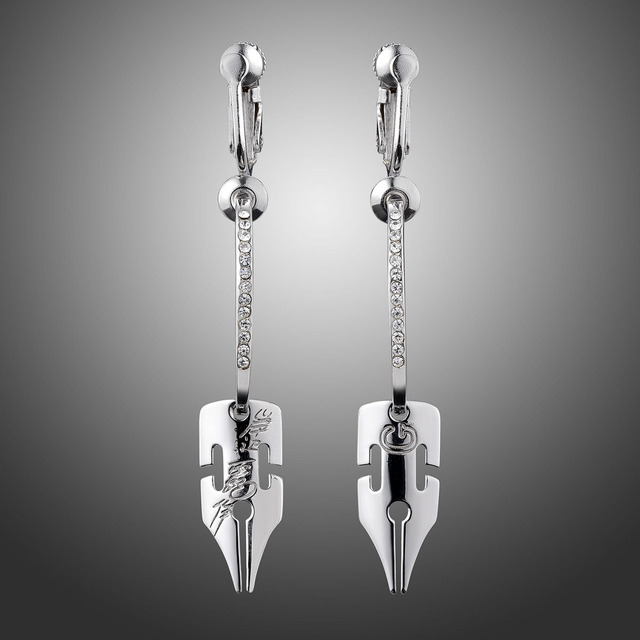 【岸辺露伴は動かない】岸辺露伴 Gペンピアス／イヤリング【プレミアムバンダイ限定】販売価格：13,200円（税込）（C）LUCKY LAND COMMUNICATIONS/集英社・ジョジョの奇妙な冒険DU製作委員会