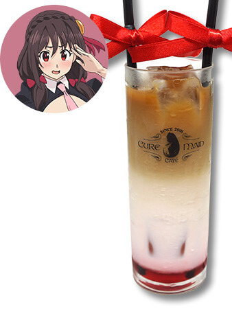 「『映画 この素晴らしい世界に祝福を！ 紅伝説』カフェ」【ドリンク】ゆんゆん￥500＋税（Set Drink 不可）（C）2019 暁なつめ・三嶋くろね／KADOKAWA／映画このすば製作委員会