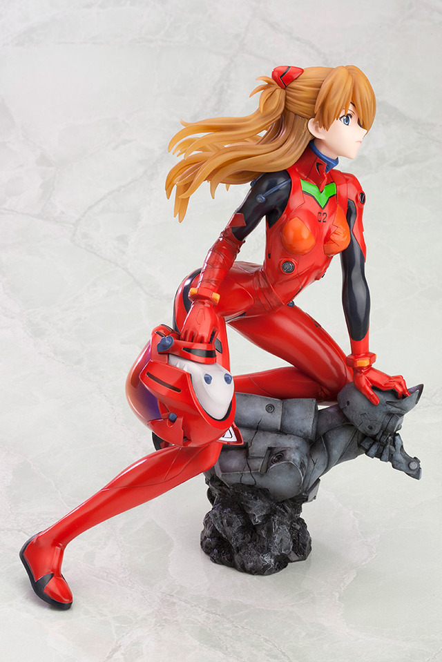 「式波・アスカ・ラングレー：Ｑ～プラグスーツver.～：RE」8,800円（税抜）（C）カラー