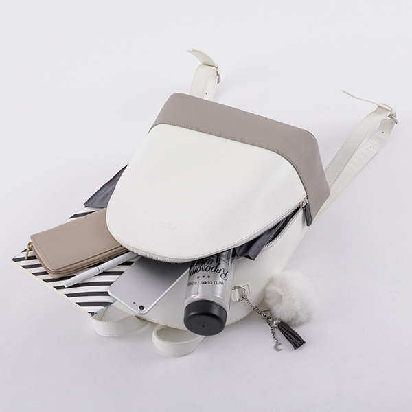 『文豪ストレイドッグス』コラボレーション■中島敦 モデルバッグ／12,800円（税別）（C）朝霧カフカ・春河35/ＫＡＤＯＫＡＷＡ/2019文豪ストレイドッグス製作委員会