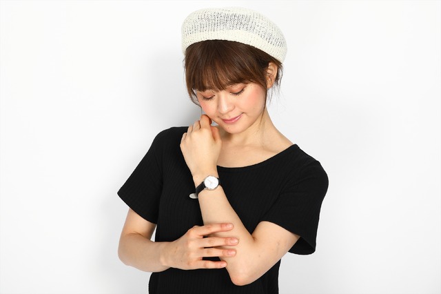 『文豪ストレイドッグス』コラボレーション■中島敦 モデル腕時計／14,800円（税別）（C）朝霧カフカ・春河35/ＫＡＤＯＫＡＷＡ/2019文豪ストレイドッグス製作委員会