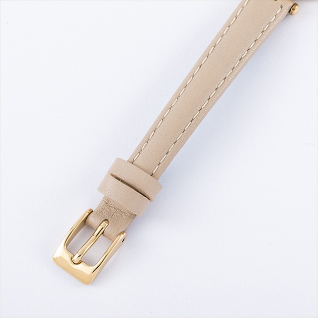 『文豪ストレイドッグス』コラボレーション■太宰治 モデル腕時計／14,800円（税別）（C）朝霧カフカ・春河35/ＫＡＤＯＫＡＷＡ/2019文豪ストレイドッグス製作委員会