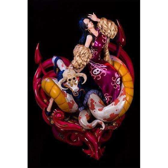 「ワンピース ログコレクション 大型スタチューシリーズ ボア・ハンコック」101,200円（税込）（C）尾田栄一郎／集英社・フジテレビ・東映アニメーション