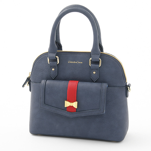 『名探偵コナン』コラボレーションバッグ　江戸川コナン モデル　12,800（税別）（C）青山剛昌／小学館・読売テレビ・TMS 1996