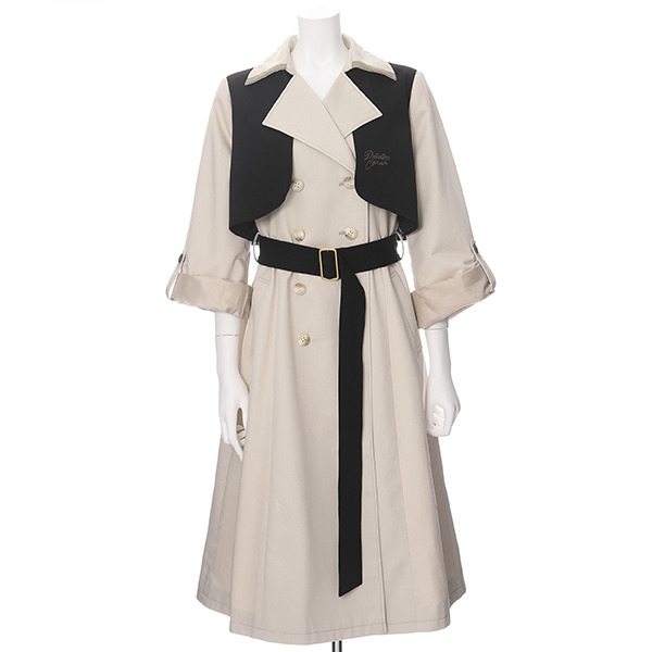 『名探偵コナン』コラボレーションアウター　安室透 モデル　19,800円（税別）（C）青山剛昌／小学館・読売テレビ・TMS 1996