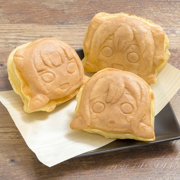 Aqours焼き (全9種：ランダム) 　1年生 ／500円(税込)(C)2013 プロジェクトラブライブ！(C)2017 プロジェクトラブライブ！サンシャイン!!(C)SEGA