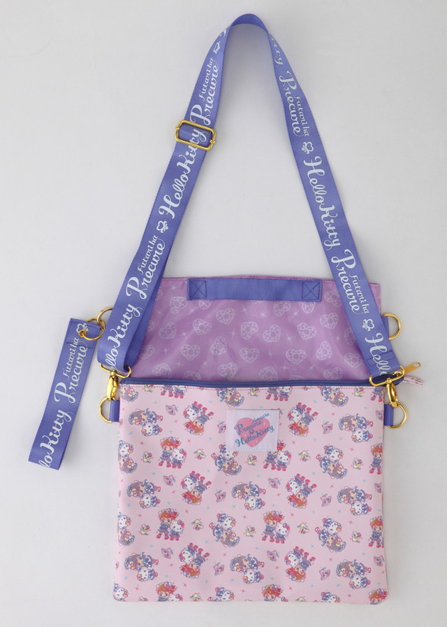 【ふたりはプリキュア×ハローキティ 総柄シリーズ】総柄クラッチ　6,300円（C） 1976, 2019 SANRIO CO., LTD. 著作株式会社サンリオ