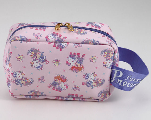 【ふたりはプリキュア×ハローキティ 総柄シリーズ】総柄ポーチ　4,300円（C） 1976, 2019 SANRIO CO., LTD. 著作株式会社サンリオ