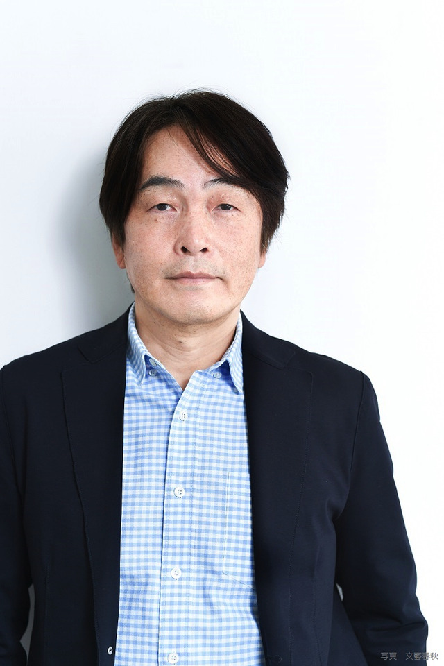 石田衣良　写真：文藝春秋