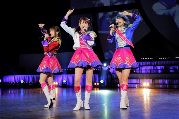 「プリパラ＆キラッとプリ☆チャンAUTUMN LIVE TOUR 2019～キラッと！アイドルはじめる時間だよ！～」（C）Ｔ－ＡＲＴＳ / syn Sophia / テレビ東京 / IPP製作委員会（C）Ｔ－ＡＲＴＳ / syn Sophia / テレビ東京 / PCH２製作委員会