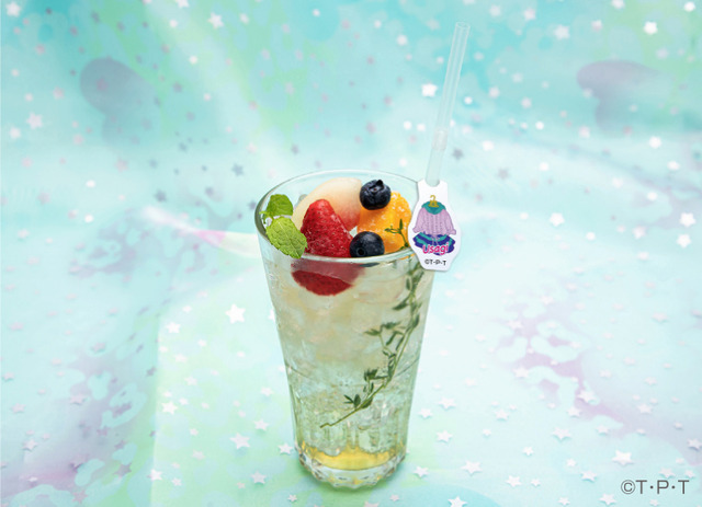 「セーラームーンカフェ2019」  Girls Night Outドリンク　890円（C）武内直子･ PNP ･東映アニメーション