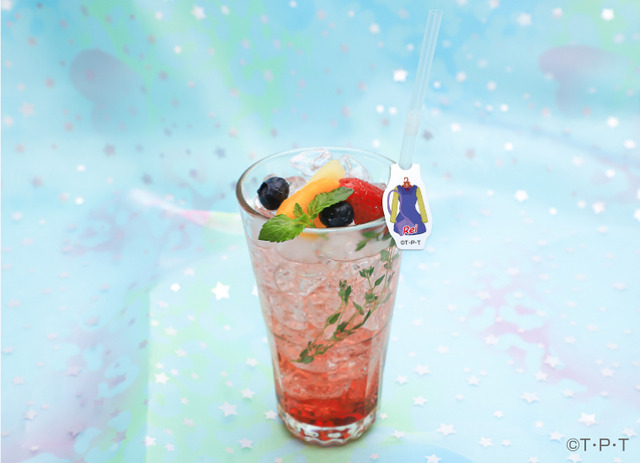 「セーラームーンカフェ2019」 Girls Night Outドリンク　890円（C）武内直子･ PNP ･東映アニメーション